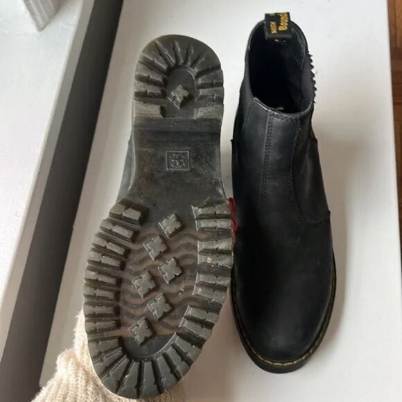 Dr. Martens - Rometty Wyoming Leather Platform Chelsea Boots - Picture 4 of 8